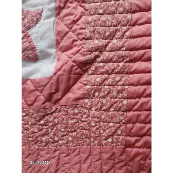 Decorative handmade quilted wall hanging or table cover peachy pink floral - Picture 4 of 7